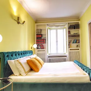 Large And Charming In Trastevere By Yourhost Roma
