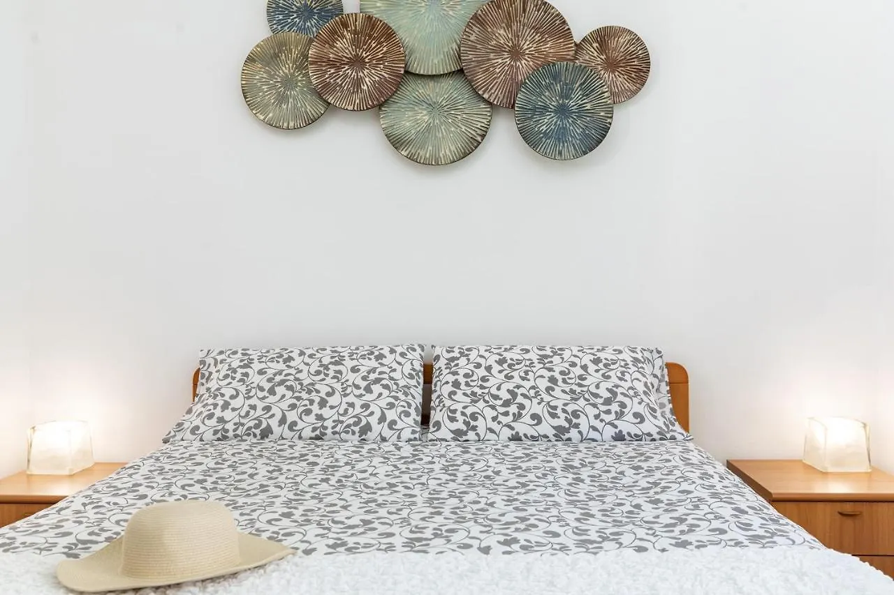 Paradise House - Oasis Noli